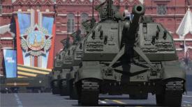 Russian tanks in Moscow 0514 BnL8v2lCEAAXj-w